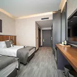 Hotel Peony Palace & Wellness 4*