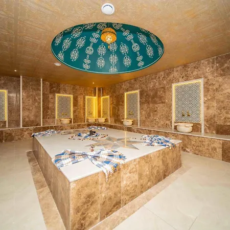Peony Palace Hotel 4*