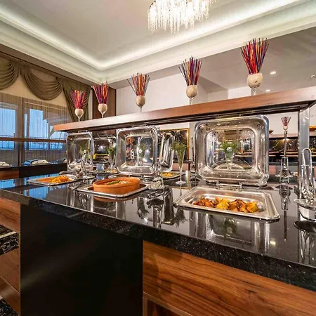 Peony Palace Hotel 4*