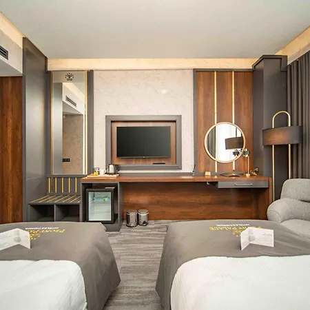 Hotel Peony Palace