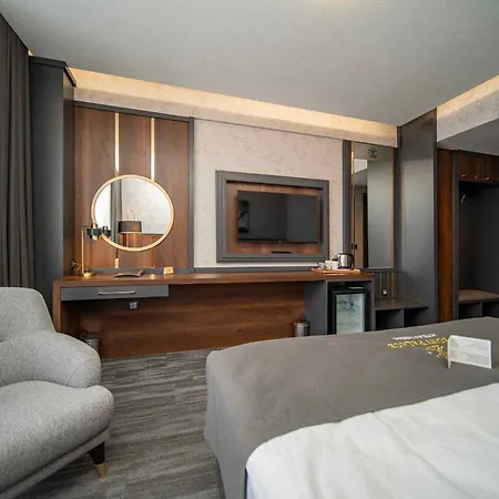 Отель Peony Palace Hotel Spa & Wellness