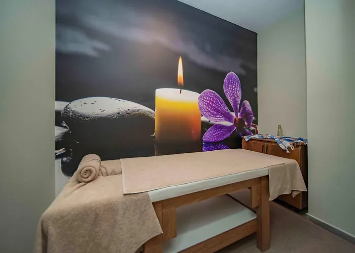 Peony Palace & Wellness Hotel 4*