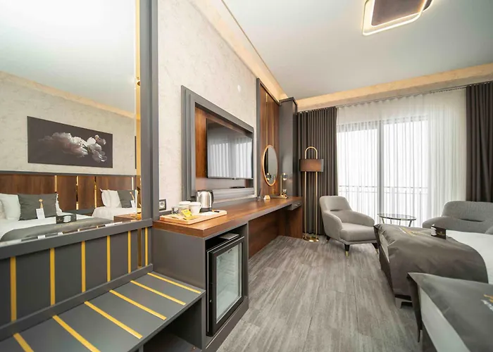 Peony Palace & Wellness Hotel 4*